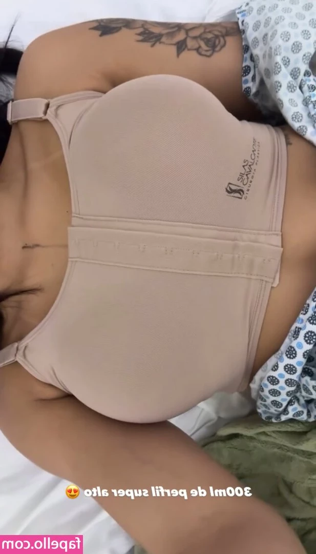 Tati Maya [ tati-maya ] - When i catch him wanking it would be Rude not to help him out  Then
