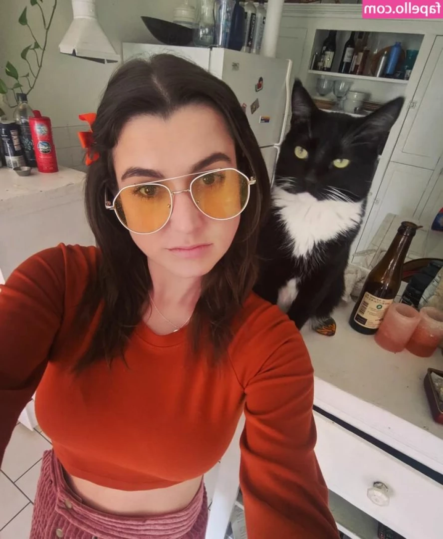 Kendall Asbell [ kendall-asbell ] - heading out for the night