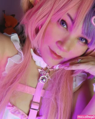 Doppamini - Looking hot while playing with my prey last night
