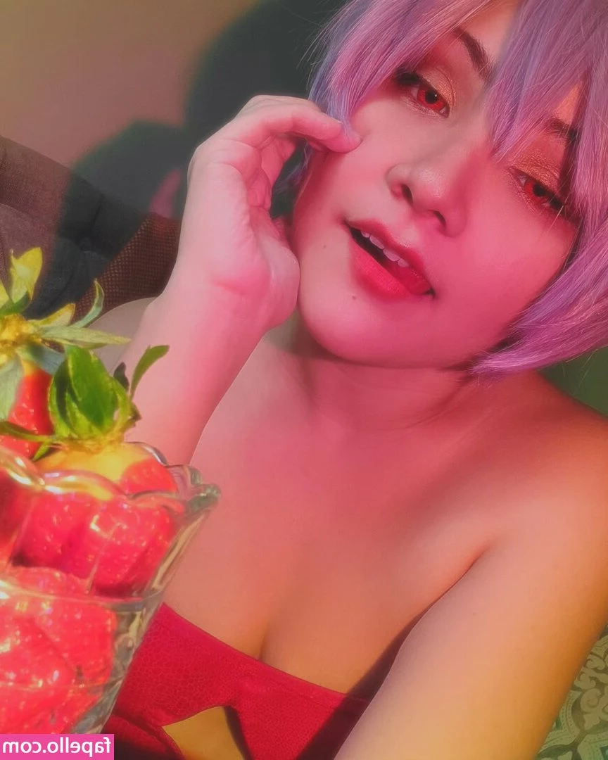 Doppamini - Short video massaging my pierced