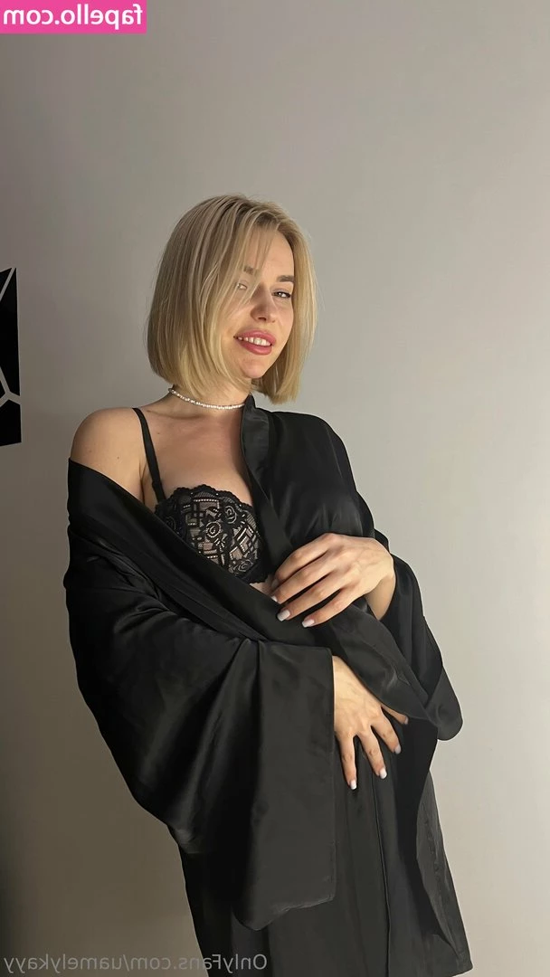 uamelykayy - I could sit on this ride all night 🥰