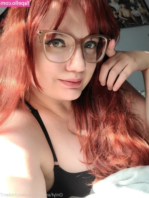 veronica117 - For my feet fans, get up close and personal with my feet, you know
