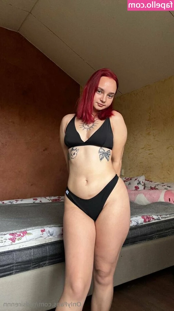 redsirennn - Lil booty for your Monday... How was everyones weekend? Wanting to do