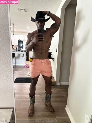 bronze_adonis_free [ bronze-adonis-free ] - A dança terminou em pegação 🔥😈  the dance ended in sex