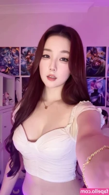 Kiittwy - wanna spoil me? I’m going to the spa. tip if you wanna pay for my