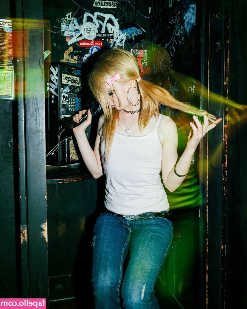 Shauna Dean Cokeland [ shauna-dean-cokeland ] - Stream started at 06/18/2024 10:38 pm