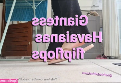 barbiedollfeetxoxofree - ¿Dónde están mis novios latinos? No seas tímido ... preséntate y