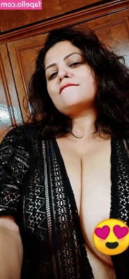 Sapna Sappu [ sapna-sappu-1 ] - Me das un besito