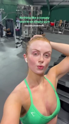 Maisie Smith [ maisie-smith ] - New anal play video coming to your inbox 🥰
