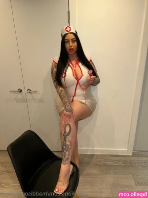 maddisonblackuk - ให ท ปหน  จะถอดให ด