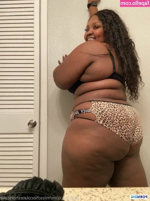 Miss Shortcake [ miss-shortcake ] - Pretty face. How does this pic make you feel? 😁💦