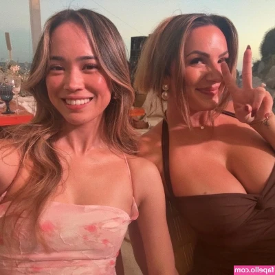 Sabrina Leamon [ sabrina-leamon ] - My dick wanted to wave hi to you 👋🏾