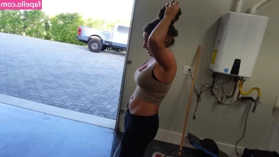 Sabrina Leamon [ sabrina-leamon ] - Happy Thursday   The weekend is almost here