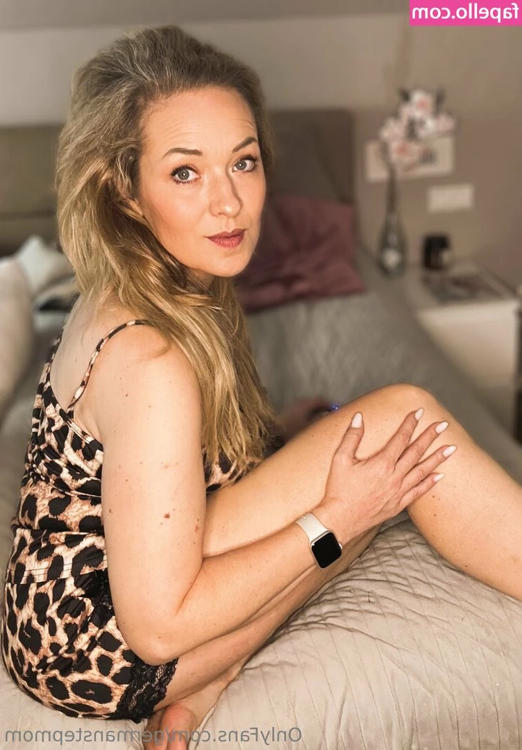 germanstepmom - Naked MILF anyone