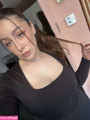 Troubleinc - Imagine me using my hands and mouth on your dick whilst teasing you