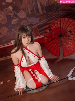 Makachan - Want to see the uncensored version    Join me at  akaihanabira