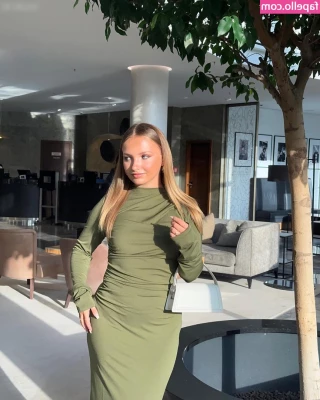Alinamour - In search of gifts for my favorite self...what do you think I'll
