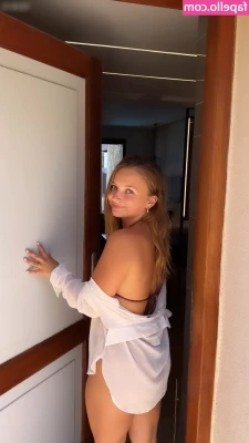 Alinamour - Watch me deep throat his cock until he cums all over my face