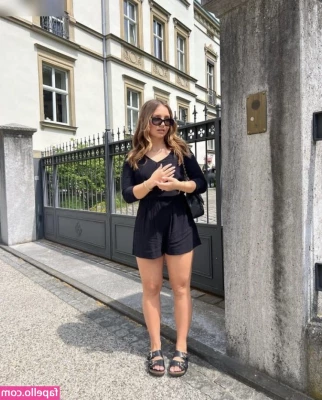 Alinamour - All I want for my birthday is for y’all to unlock ya messages