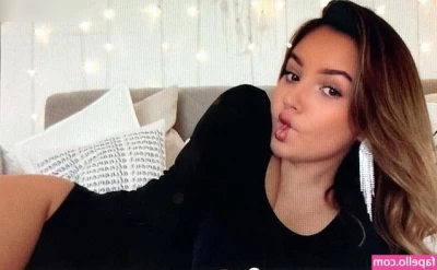 Alinamour - Chilled day today maybe pop on cam later