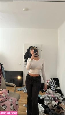 Sara Dodevska [ sara-dodevska ] - I m sorry I ve been gone boys  My phone broke and I just got a new