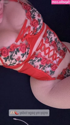 Sara Dodevska [ sara-dodevska ] - WHOS READY FOR A VERY NAUGHTY WEEKEND? 😜 XXX