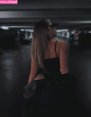 Sara Dodevska [ sara-dodevska ] - Tie