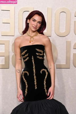 Dua Lipa [ dua-lipa ] - 15 HQ Images  amp  18 GIF s of our girl getting a little too sassy part 1