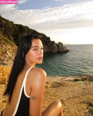 Dua Lipa [ dua-lipa ] - Quieres jugar con mis gemelas part 2
