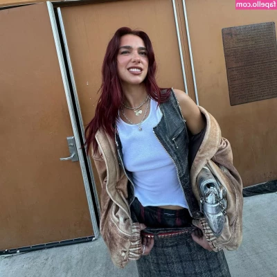 Dua Lipa [ dua-lipa ] - Do you think I'm ticklish? part 1