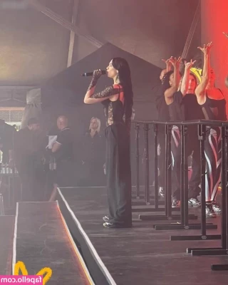 Dua Lipa [ dua-lipa ] - Playing with myself with oil