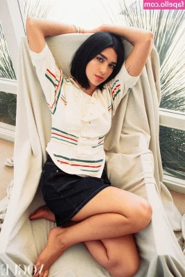 Dua Lipa [ dua-lipa ] - For those who have asked I do have semi nudes upon request part 1