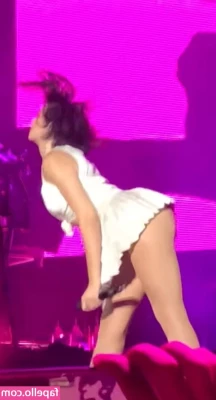 Dua Lipa [ dua-lipa ] - Lick me from my head to my toes