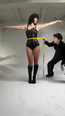 Dua Lipa [ dua-lipa ] - Morning WITH A VIEW🤤💦 would you rather see my ass or the