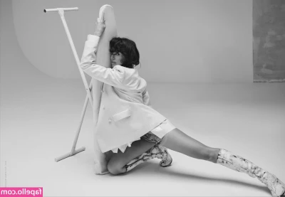 Dua Lipa [ dua-lipa ] - You want to play with my breasts