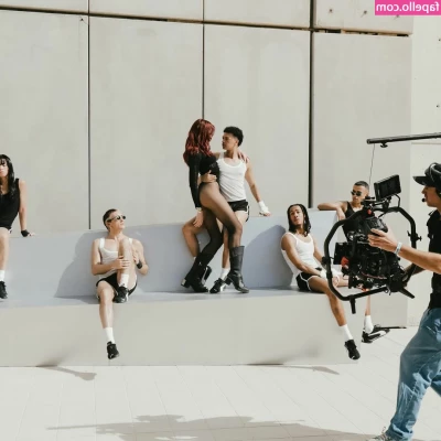 Dua Lipa [ dua-lipa ] - boobies are looking good in this part 1