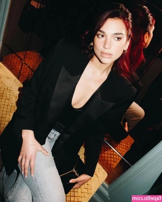 Dua Lipa [ dua-lipa ] - Responding to messages tomorrow 🦆 I hope everyone had a good