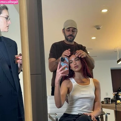 Dua Lipa [ dua-lipa ] - We re in for a hot day tomorrow  Let me know if you re stuck inside