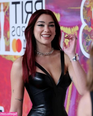 Dua Lipa [ dua-lipa ] - Mommy loves anal