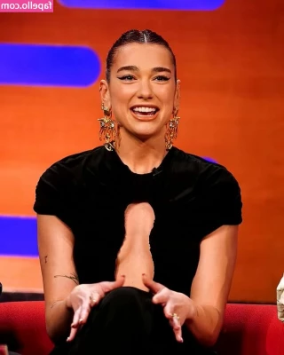 Dua Lipa [ dua-lipa ] - Come hither into my webs of darkness