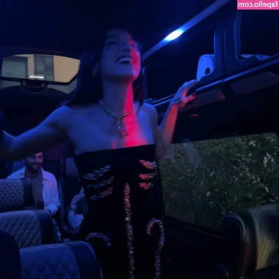 Dua Lipa [ dua-lipa ] - Konulu konusmali :)  Avm otoparkında tanıştığım çocukla sex