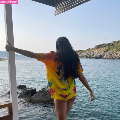 Dua Lipa [ dua-lipa ] - Rub, rub, rub 😉