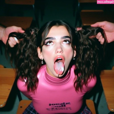 Dua Lipa [ dua-lipa ] - Shaky boobs ot jiggling butts