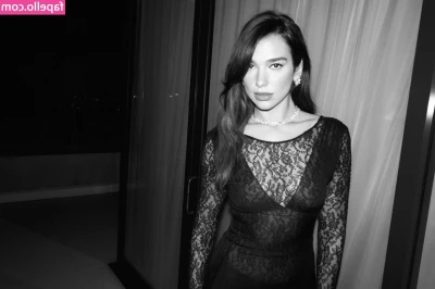 Dua Lipa [ dua-lipa ] - Dale like   y tendrás más contenido