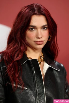 Dua Lipa [ dua-lipa ] - Cant handle ass this ass daddy