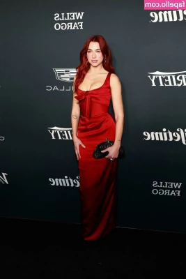 Dua Lipa [ dua-lipa ] - Let me spread my legs for you 😈