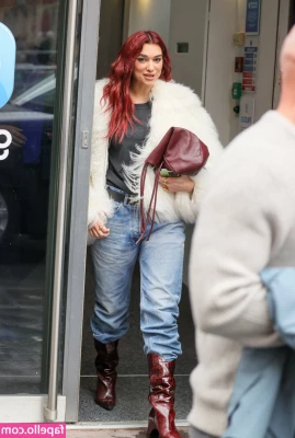 Dua Lipa [ dua-lipa ] - Good afternoon  I had a request for a camel on a jobber so 