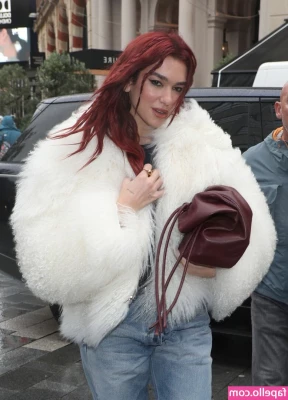 Dua Lipa [ dua-lipa ] - I m about to hop on that big cock and ride it baby