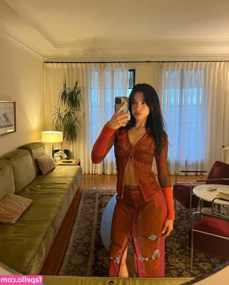 Dua Lipa [ dua-lipa ] - Calvin Klein red lingerie sadomasochism set part 1  sadomasoquismo 