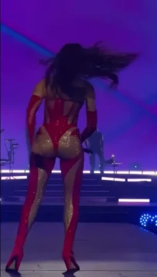 Dua Lipa [ dua-lipa ] - Merry Christmas from Daphne   hope everyone is taking care today